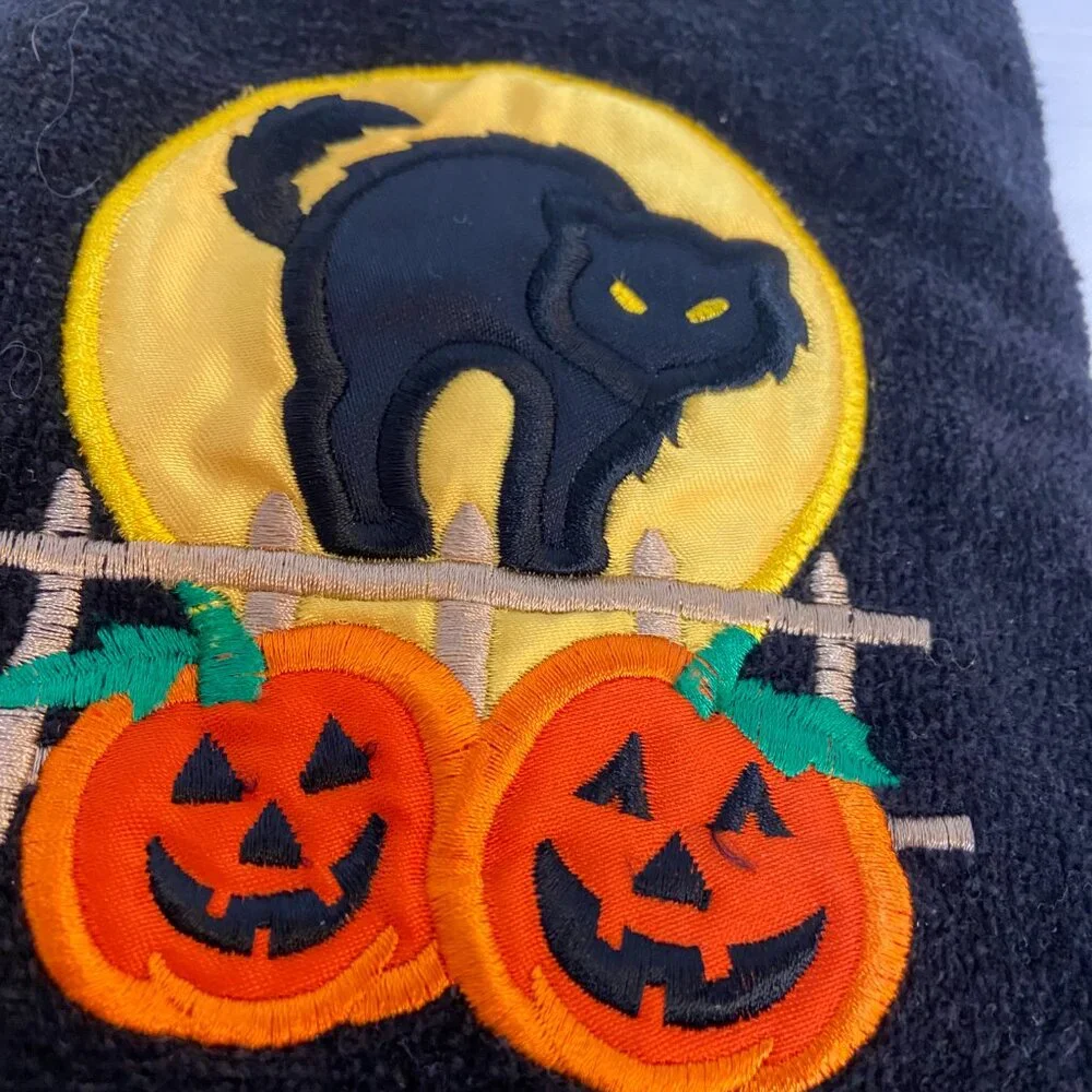 Set of two Halloween finger tip towels- Black - New